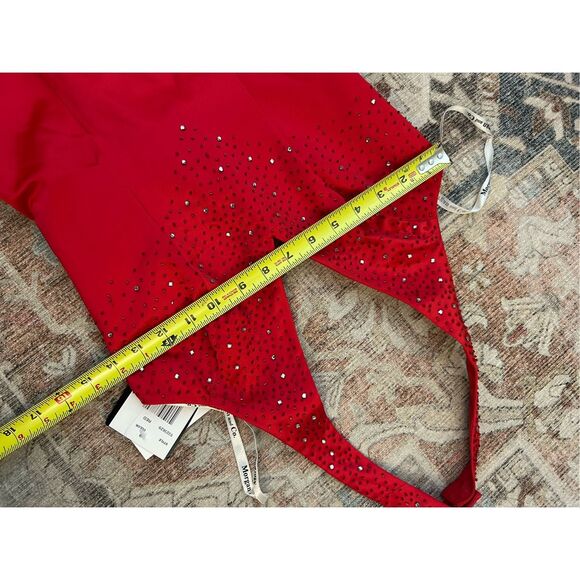 Morgan and Co. by Linda Bernell NWT Red Halter Mermaid Dress, Sz 4, MP $179 - Picture 2 of 9